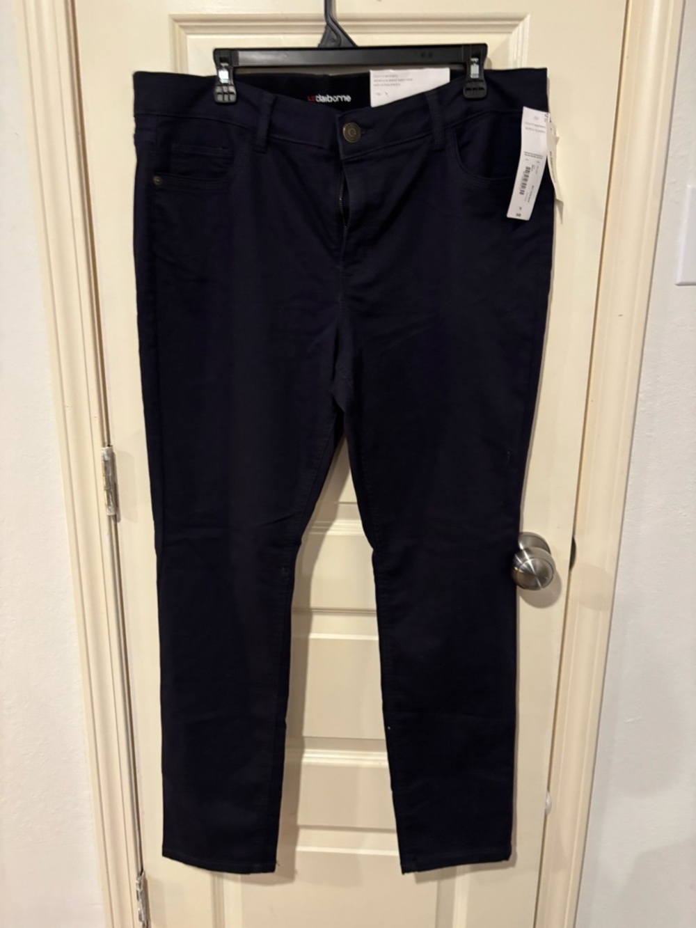 Liz Claiborne Women’s Navy Straight-Leg Pants